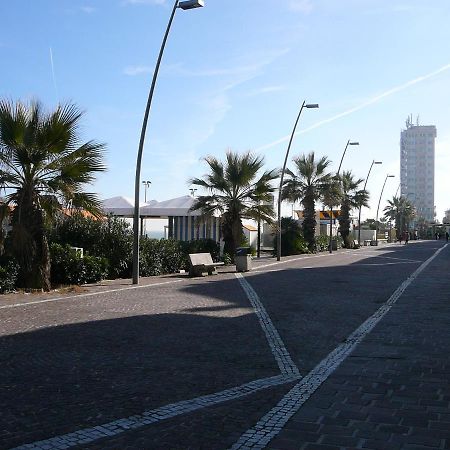 Appartamento Paradiso Azzurro Порто-Реканати Экстерьер фото